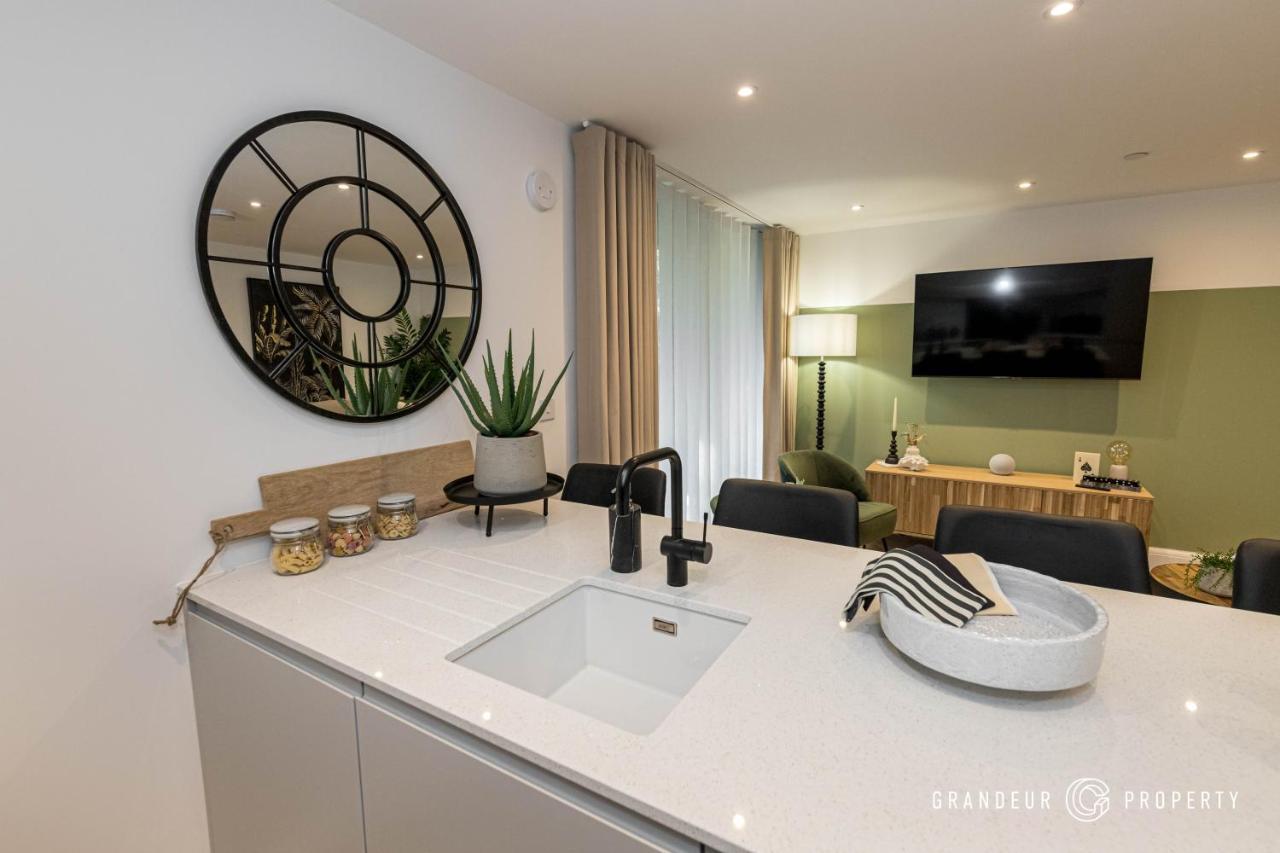 Apartment Aurora Heights By Grandeur Poole
